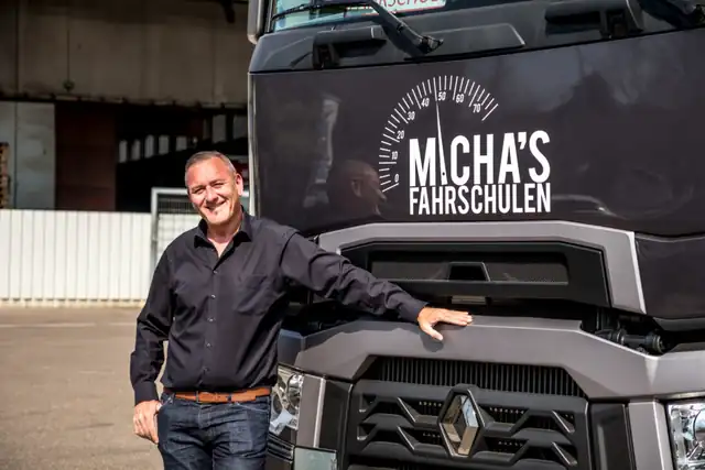 Michas Fahrschulen: Foto 5