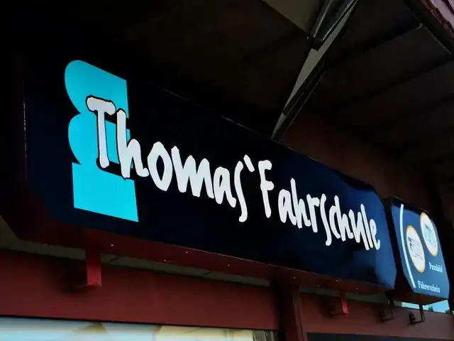 Thomas' Fahrschule: Foto 1
