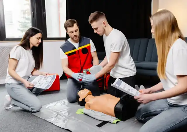 Fahrschule 5 Sterne – Führerschein in Berlin auf Türkisch & Deutsch: Foto 4