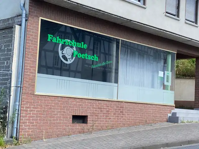 Poetsch Christoph Fahrschule: Foto 4