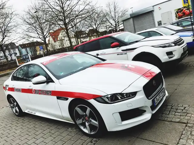 Fahrschule Formel-F: Foto 1