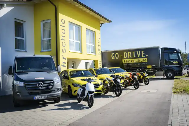 Fahrschule Go-Drive Johannes Schubert-Segalotto: Foto 1