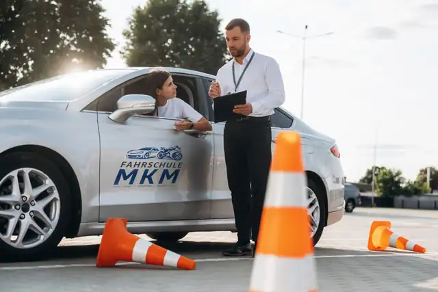 Fahrschule MKM GmbH: Foto 1