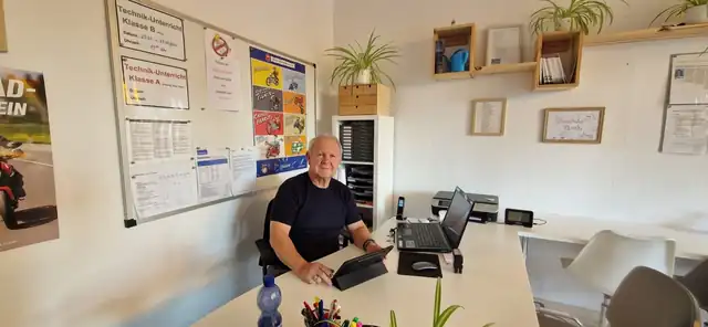Thomas Klonki Fahrschule: Foto 2
