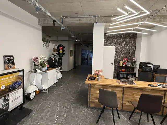Fahrschule Move: Foto 1
