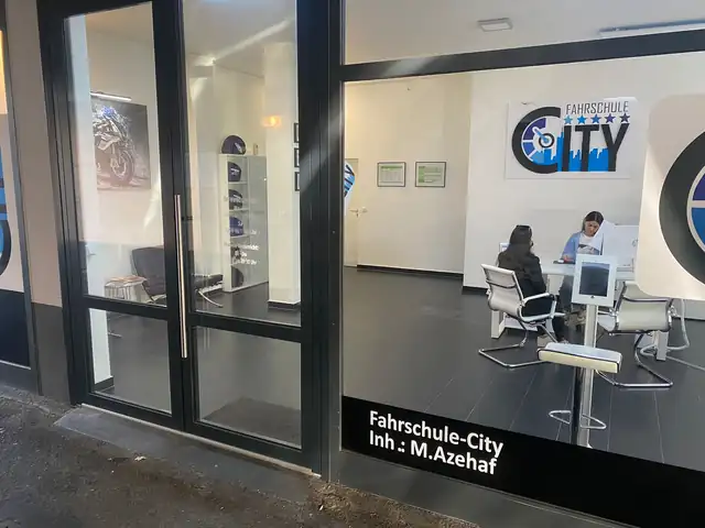 Fahrschule City: Foto 3