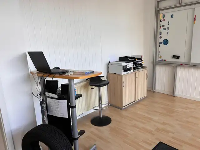 Fahrschule Kreuzer Bielefeld - Dein Weg zum Führerschein: Foto 4