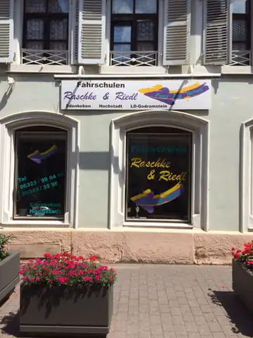 Fahrschule Raschke & Riedl: Foto 3