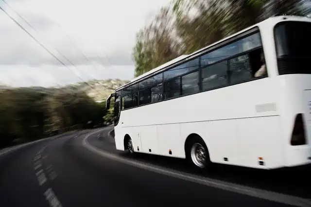 VBZ GmbH Bremen | Aus- und Weiterbildungszentrum | Fahrschule aller Klassen: Foto 4