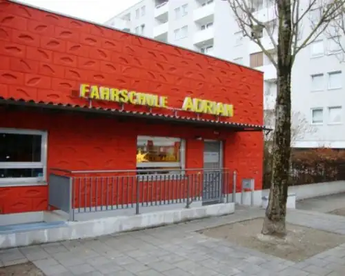 Fahrschule Adrian: Foto 2