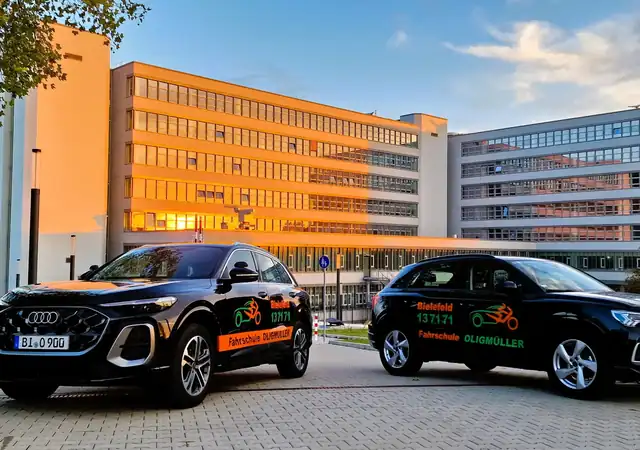 Fahrschule Oligmüller Bielefeld: Foto 1
