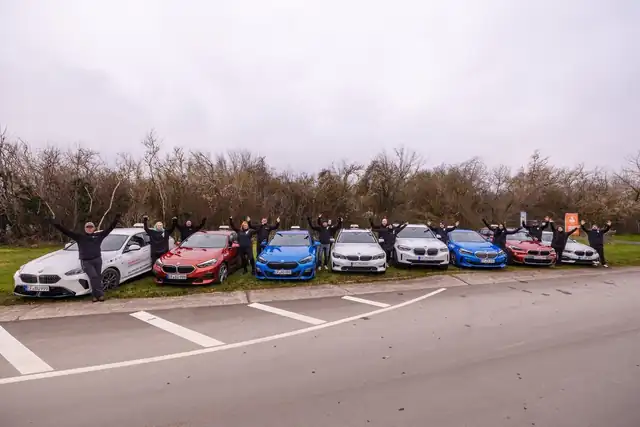 Fahrschule Hofmann u. Hofmann UG: Foto 1