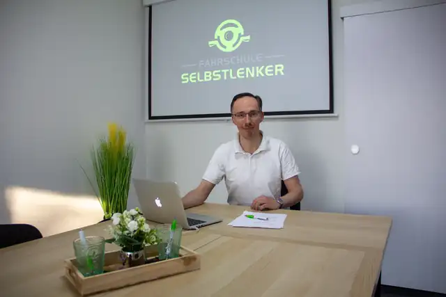 Fahrschule SelbstLenker: Foto 2