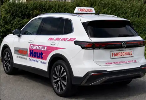 Fahrschule Haut: Foto 1