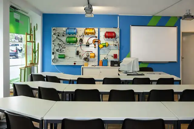 Fahrschulen Kiauka u. Goss GmbH: Foto 1