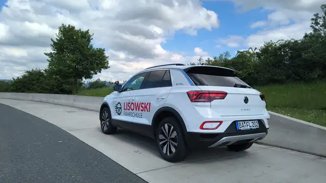 AV Lisowski - Ausbildung Verkehr Fahrschule: Foto 2