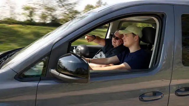 Abfahrt-die Fahrschule: Foto 3