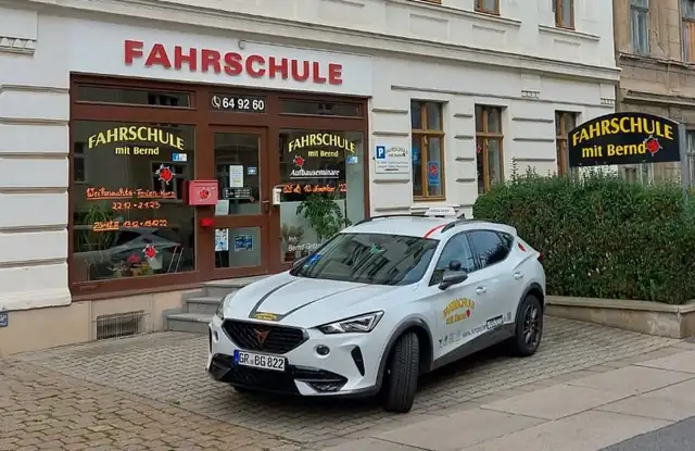 Fahrschule mit Bernd: Foto 4