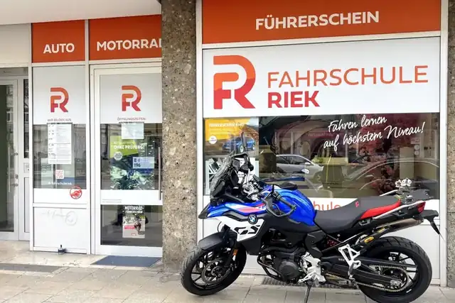 Fahrschule Riek: Foto 2