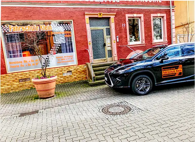 Klein Fahrschule: Foto 3
