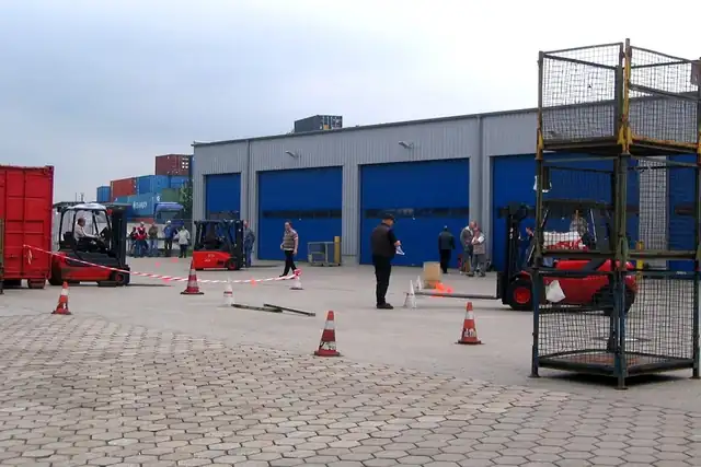 DÖTZE Technische Ausbildung Schulungsort 1: Neugraben: Foto 5