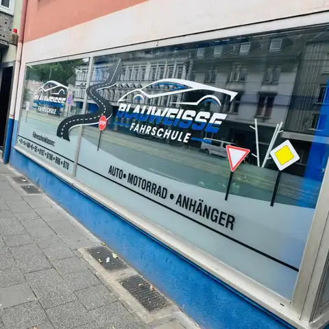 Blau Weisse Fahrschule UG (haftungsbeschränkt): Foto 2
