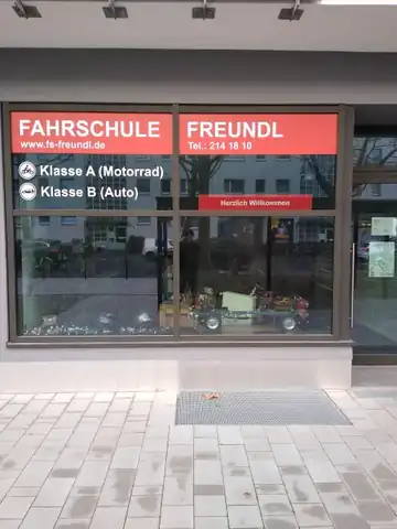 Thomas Freundl Fahrschule: Foto 3