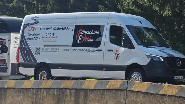 Berufskraftfahrer Ausbildung - Flegel GmbH: Foto 5