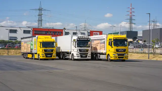 SVG Fahrschulzentrum Rheinland GmbH: Foto 3