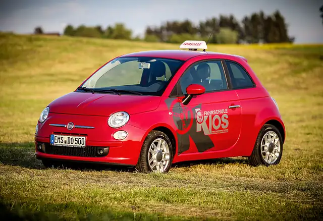 Fahrschule Klos, Filiale Weisel: Foto 5
