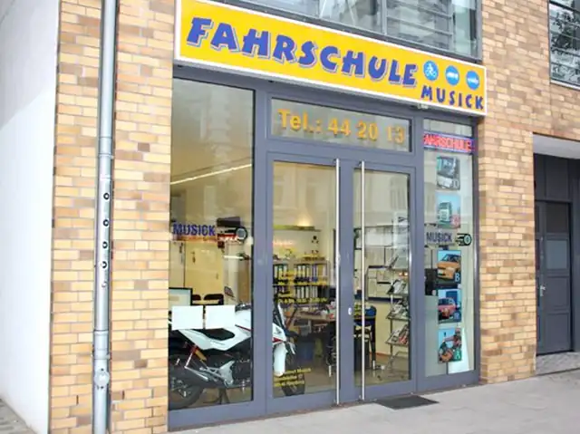Fahrschule Helmut Musick: Foto 1