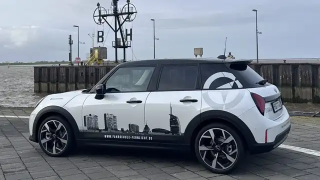 Fahrschule Fernlicht GmbH: Foto 5