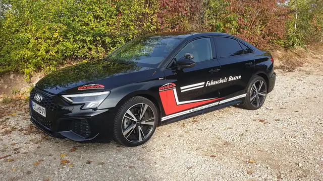 Fahrschule Banzer: Foto 1