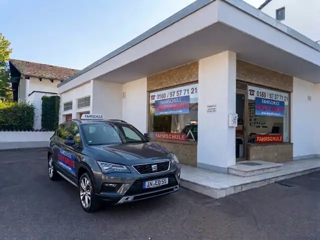Fahrschule EASY DRIVE: Foto 4