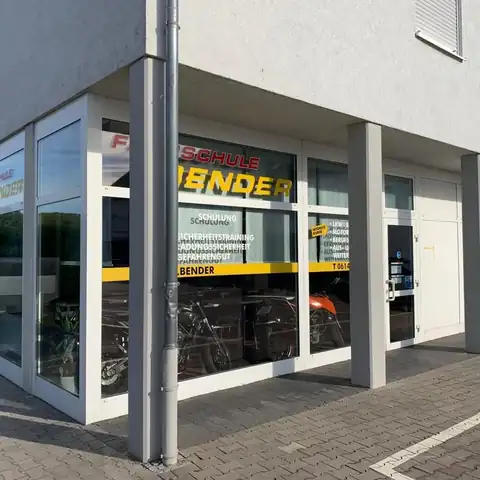 Fahrschule Arno Bender: Foto 1