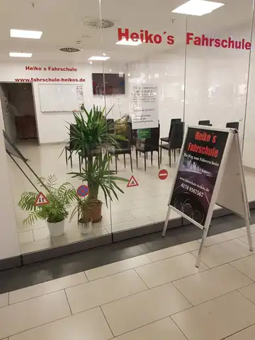 Heiko's Fahrschule | Fahrtraining Führerschein Auto | Perlach München: Foto 1