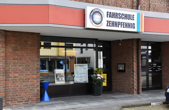 Fahrschule Bernd Zehnpfennig: Foto 1