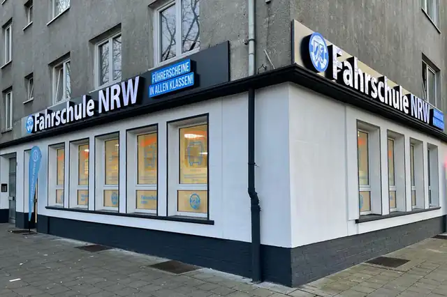 Fahrschule NRW Krefeld – Innenstadt: Foto 2