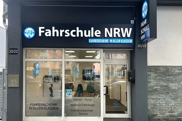 Fahrschule NRW Krefeld – Innenstadt: Foto 3