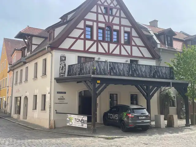 TOMS Fahrschule Filiale Amberg: Foto 3