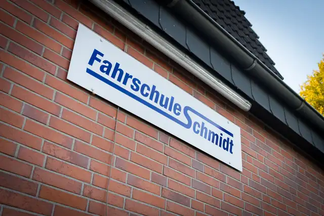 Schmidt Claus-Herbert Fahrschule: Foto 5