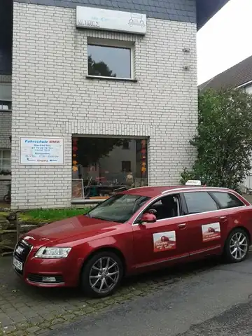 Milz Manfred Fahrschule: Foto 3