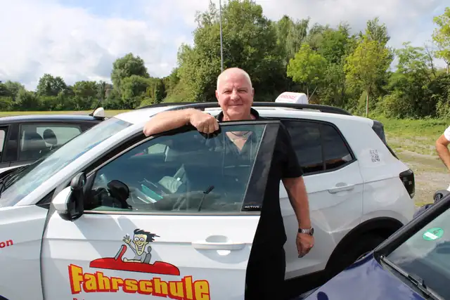 Fahrschule Peter Schmitt und Rolf Schwan: Foto 4