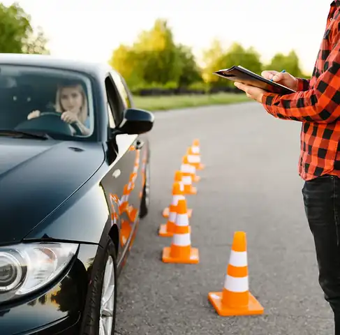 Fahrvorit Fahrschulen GmbH: Foto 2