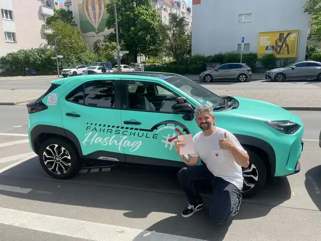 Fahrschule Hashtag: Foto 4
