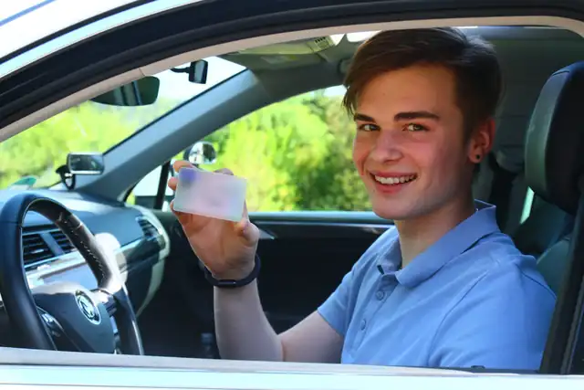 1K - Fahrschule: Foto 2