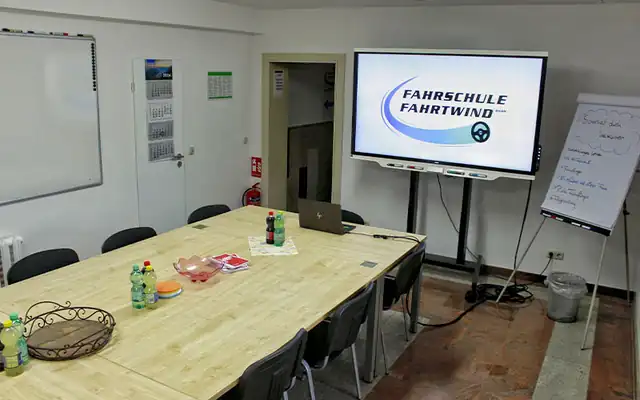 Fahrschule Fahrtwind GmbH: Foto 3