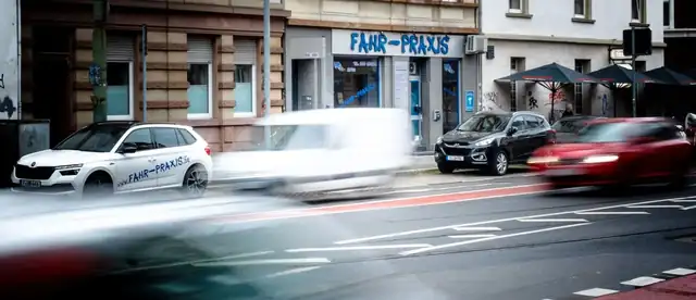Fahrschule Fahr-Praxis Frankfurt Bergen Enkheim: Foto 5