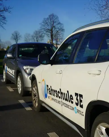 Fahrschule 3E: Foto 2