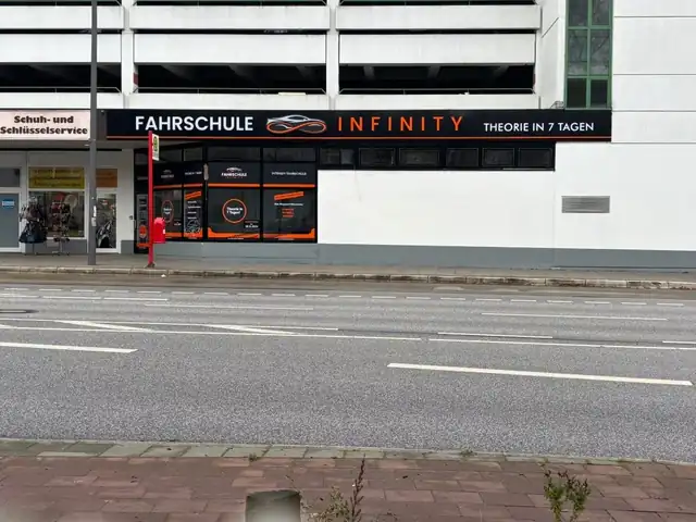 Fahrschule Infinity (Barmbek): Foto 4